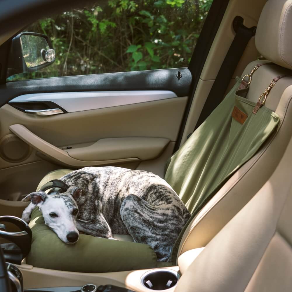 Siège Auto Sécurisé pour Chien Grande Taille avec Repose-Tête - Style Échiquier – Image 4