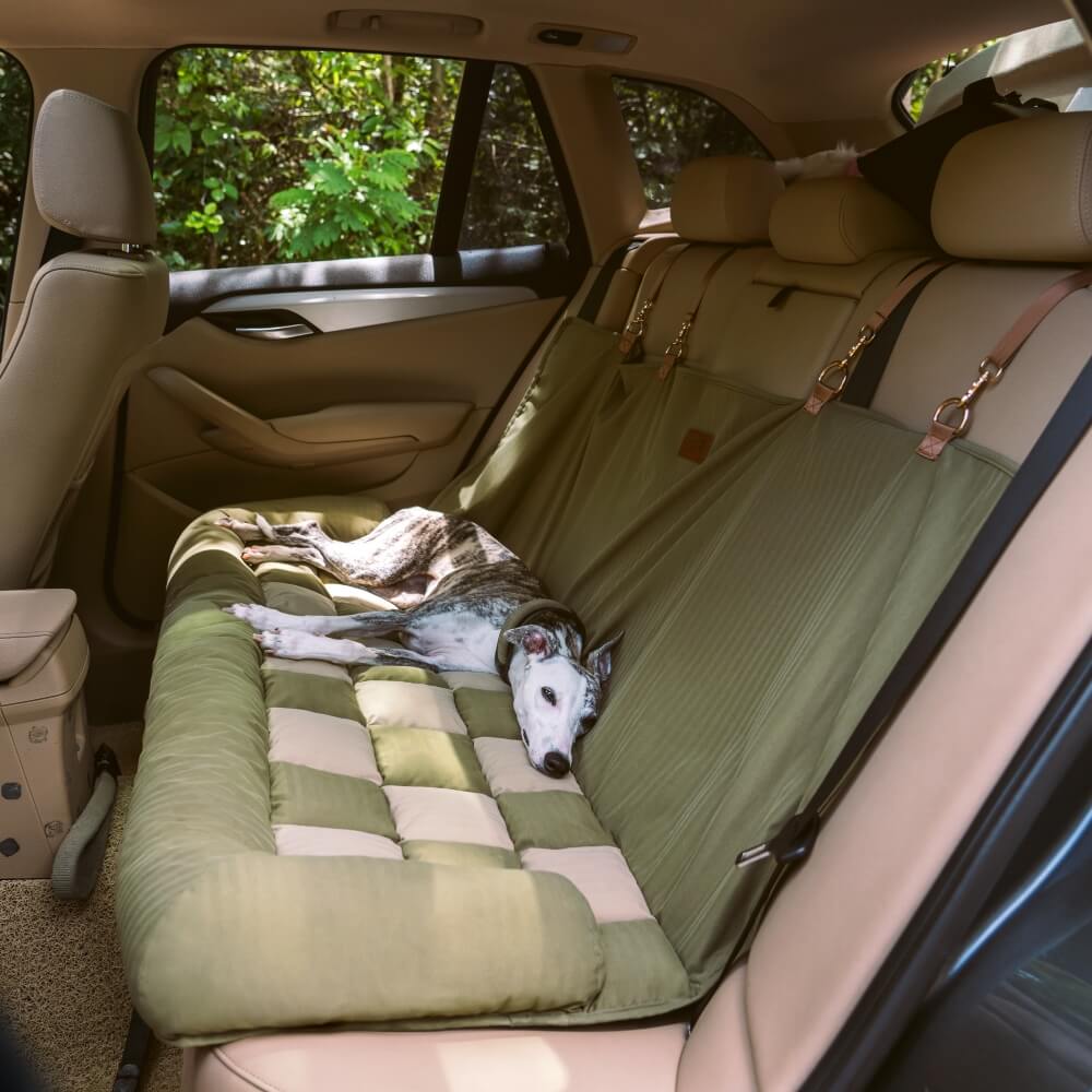 Siège Auto Sécurisé pour Chien Grande Taille avec Repose-Tête - Style Échiquier – Image 5
